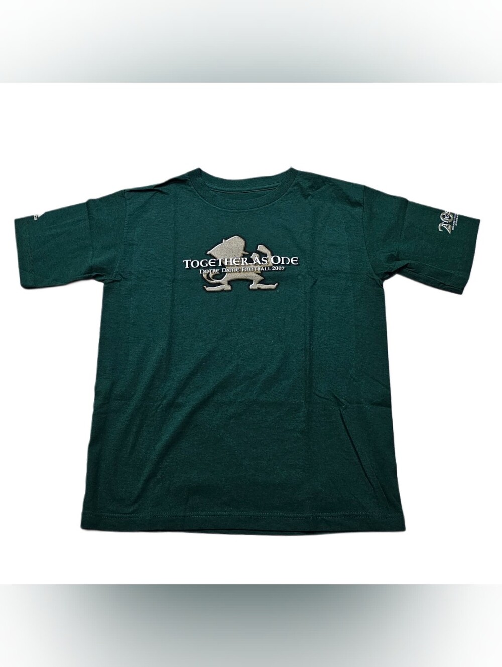 Notre Dame Fighting Irish Football 2007 T-Shirt Youth Large Green Tradition Tee